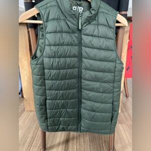 Unisex Youth Green Quilted Vest